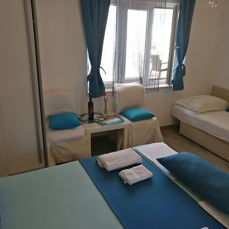 Apartment Veronika Makarska