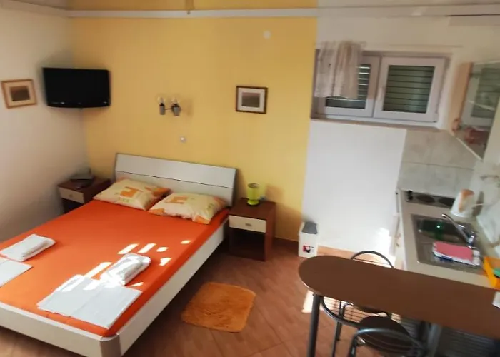 Veronika Apartament *