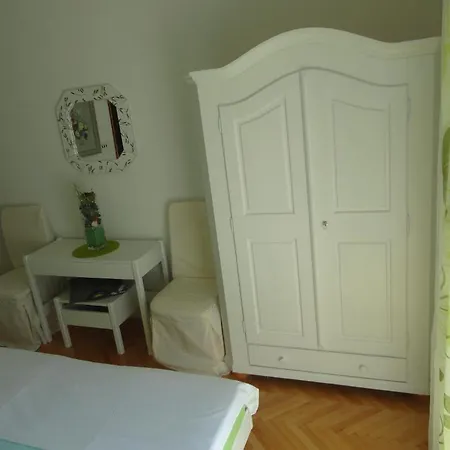 Veronika Appartamento Makarska